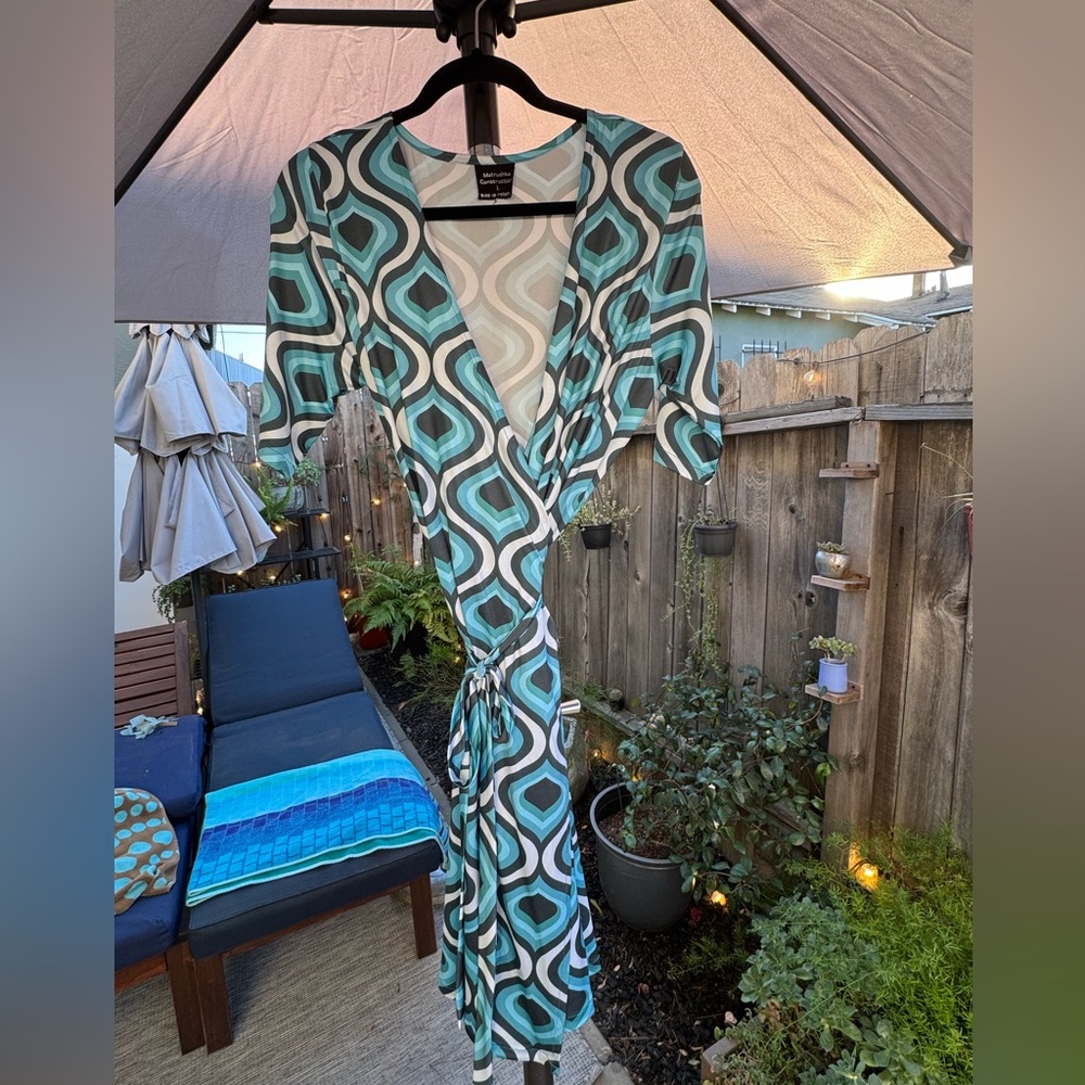 Matrushka "Blue Lava" Midi Wrap Dress  Size Large  (12-14)